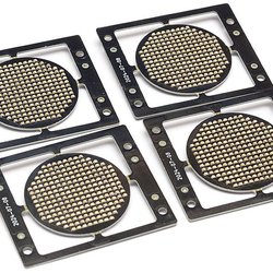 Энтузиаст создал ювелирное изделие в виде цифровой подвески с имитацией жидкости