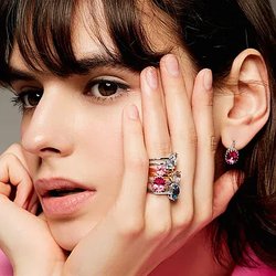 Ювелирные украшения: тренды, символика, актуальные сочетания