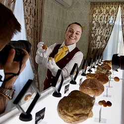 70 лотов с редкими камнями выставят на единственном в мире аукционе уникального янтаря