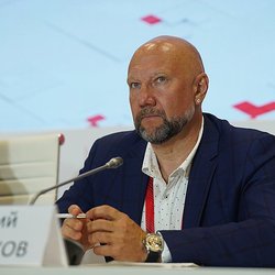 Российские ювелиры представили инновации в рамках МФФ-2023 в «Манеже»
