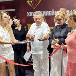 Юбилей блестящих побед: в Сочи подвели итоги XXV Международной выставки «ИнтерЮвелир-2026»