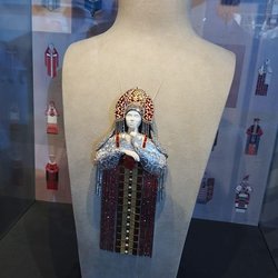 Выставка «Национальный стиль в ювелирном искусстве»: Продолжая великие традиции