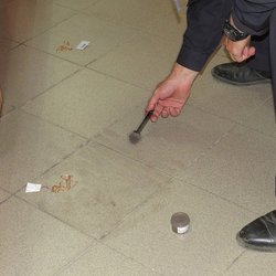 Свердловские полицейские задержали преступную группу, совершившую налеты на ювелирный магазин и банк
