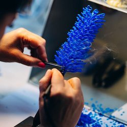 «585*Золотой» раскрывает производственные секреты: сеть запустила проект-экскурсию по собственному заводу