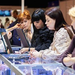 Bтоги выставки-продажи «Ювелирная Сибирь-2026» или как привезли 100 000+ украшений со всей страны в Новосибирск
