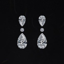 АЛРОСА провела показы коллекции инвестиционных бриллиантов в Казани