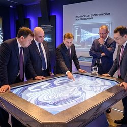 В недра Земли за бриллиантами: как в Якутии открывали интерактивный Музей Алмаза, имя которому выбирал весь город