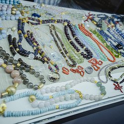 Праздничная ювелирная выставка-продажа «Сокровища Петербурга»  пройдет во Дворце Безбородко