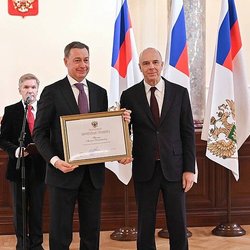 Глава Минфина Антон Силуанов наградил выдающихся деятелей ювелирной отрасли