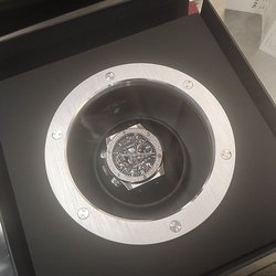 Сотрудники Шереметьевской таможни обнаружили у пассажира из ОАЭ незадекларированные товары на 2,8 млн рублей