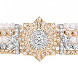 Chanel переработала «русское наследие» в ювелирные украшения