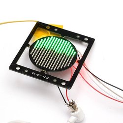 Энтузиаст создал ювелирное изделие в виде цифровой подвески с имитацией жидкости