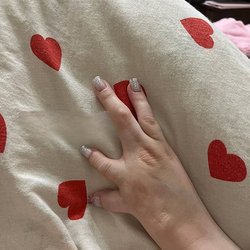 Инцидент в Sunlight: сотрудницу с инвалидностью уволили в первый день из-за «непрезентабельной» руки