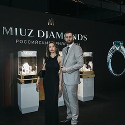 MIUZ Diamonds – эксклюзивный ювелирный партнер премии Собака.ru TOP-50 2024