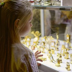 «Сокровища Петербурга»: ювелирная выставка особого формата