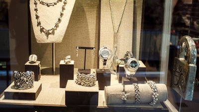 Как магазину украшений правильно оценить уровень спроса и удовлетворить потребности целевой аудитории