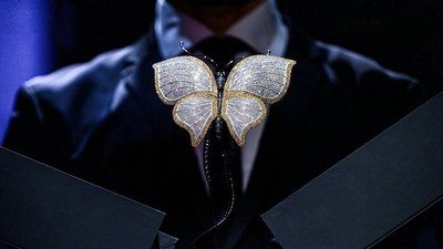 "Бриллиантовая бабочка": костромские мастера создают "Оскар" для Евразийской кинопремии