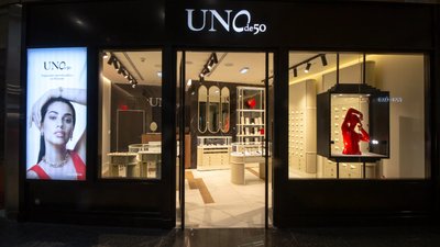 Inventive Retail Group открыла магазин испанской ювелирной сети UNOde50 в новом концепте