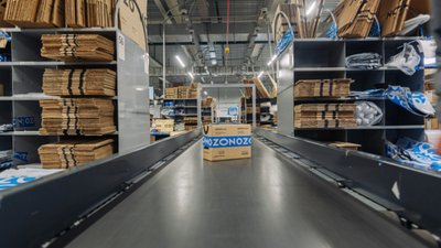 Ozon вводит в строй новый фулфилмент-центр в Подмосковье