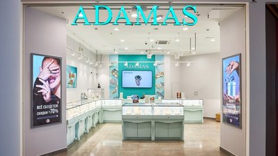 2022 год стал прорывным для ювелирного бренда ADAMAS: сеть открыла уже 28 новых магазинов