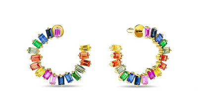 Цветы жизни: фантазийные сапфиры в коллекции Festa