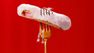 585*ЗОЛОТОЙ «спрятал» драгоценности в десертах Цех85