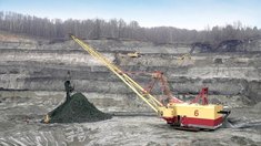 Пятидесятый сезон: Калининградский янтарный комбинат начал юбилейную добычу