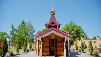 Архиепископ Серафим освятил часовню на территории Янтарного комбината