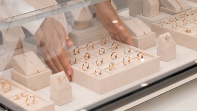 «585*ЗОЛОТОЙ» усилила системы безопасности ювелирных магазинов совместно с МегаФоном