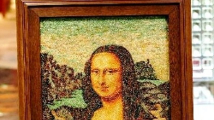«Мона Лиза» из драгоценных камней выставлена на всеобщее обозрение в Китае