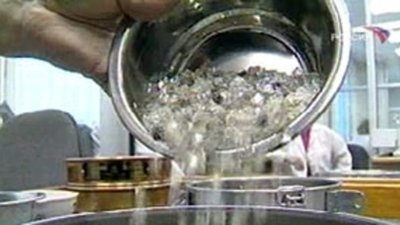 «АЛРОСА» провела первый тендер по продаже продукции на Шанхайской алмазной бирже