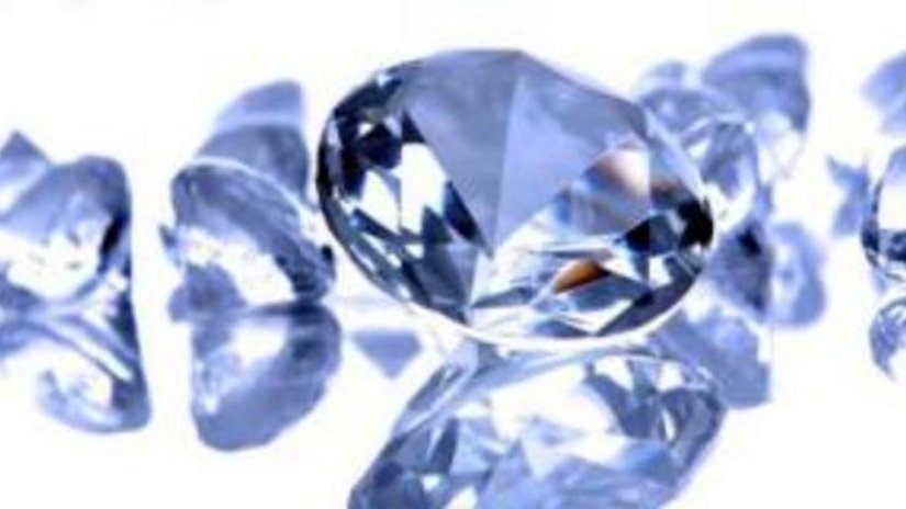 Слабость и осторожность: алмазный рынок в 2012 году