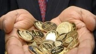 Ювелиры Индии стали снова продавать золотые монеты