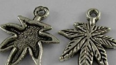 Бижутерия в виде конопли в Кузбассе признана рекламой наркотиков