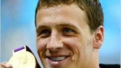 Олимпийский чемпион поразил всех бриллиантовой улыбкой