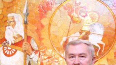 Выставка произведений из янтаря открылась в Петербурге