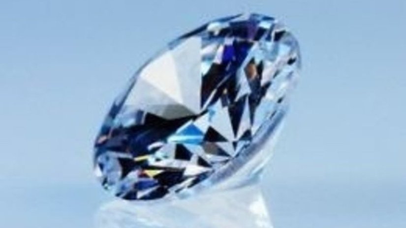 Petra продала голубой алмаз за $17 млн