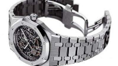 Audemars Piguet представил новую версию часов Royal Oak