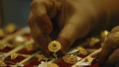 Вслед за ценами на металлы упала выручка израильских торговцев украшениями