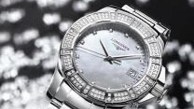 Женские часы Longines Conquest с бриллиантами