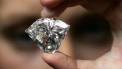 Как получить ключ от сейфа, где бриллианты лежат