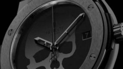Абсолютно черные часы Hublot Black Skull Bang