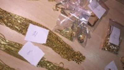 Пассажир рейса Стамбул — Москва пытался незаконно провезти через Шереметьево более 3 кг ювелирных изделий