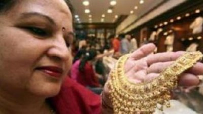Индия вновь увеличит налоги на импорт золота
