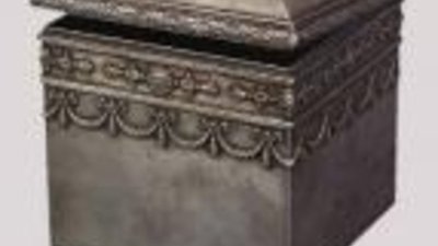 Управделами президента РФ опроверг слухи о планах продажи экспонатов из Гохрана