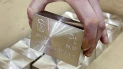 Цены на платину продолжают снижаться из-за забастовки в Южной Африке