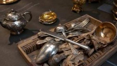 Выставка предметов из клада Нарышкиных открывается в Петербурге