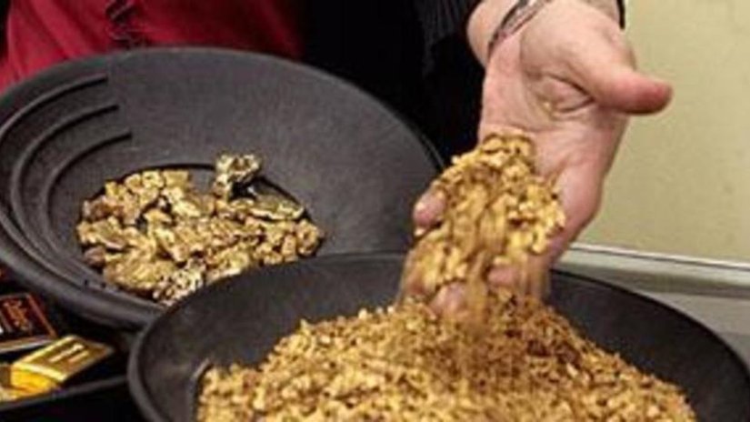 Более двух тонн золота планируют добыть в Тенькинском районе в промсезоне-2013