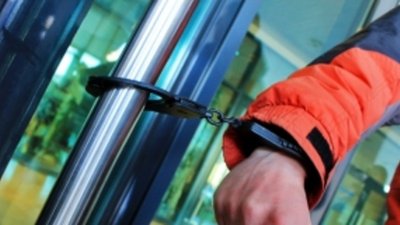 Ювелирный магазин ограбили во Владивостоке