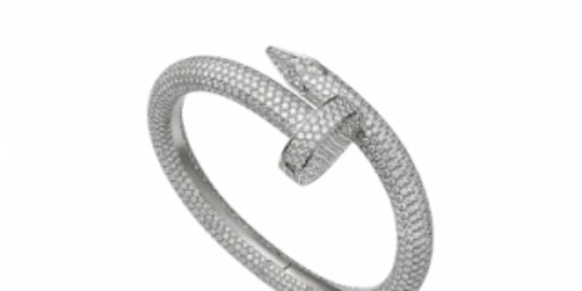 Дом Cartier выпустил новую роскошную бриллиантовую версию браслета-гвоздя из коллекции Juste un Clou
